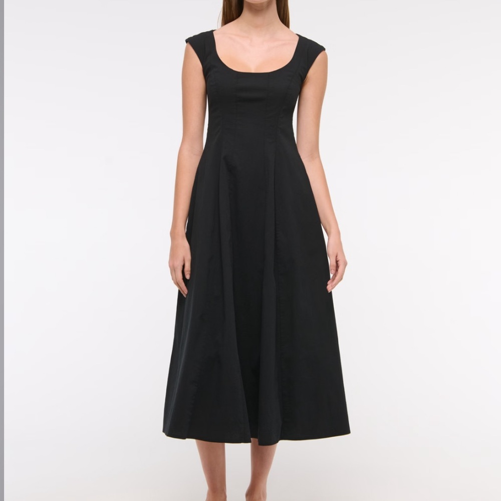 NWOT Abercrombie Black Cap Sleeve Dress